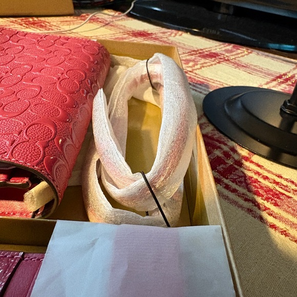 Coach Fuchsia Embossed Bag and Cardholder Set - Picture 8 of 12